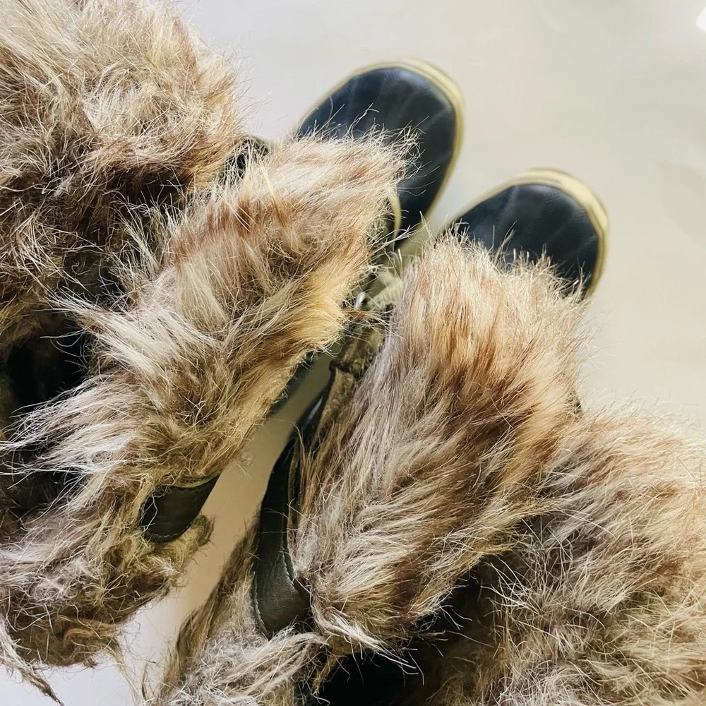 Sorel size 10